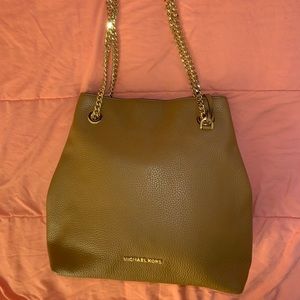 Michael Kors Purse!!